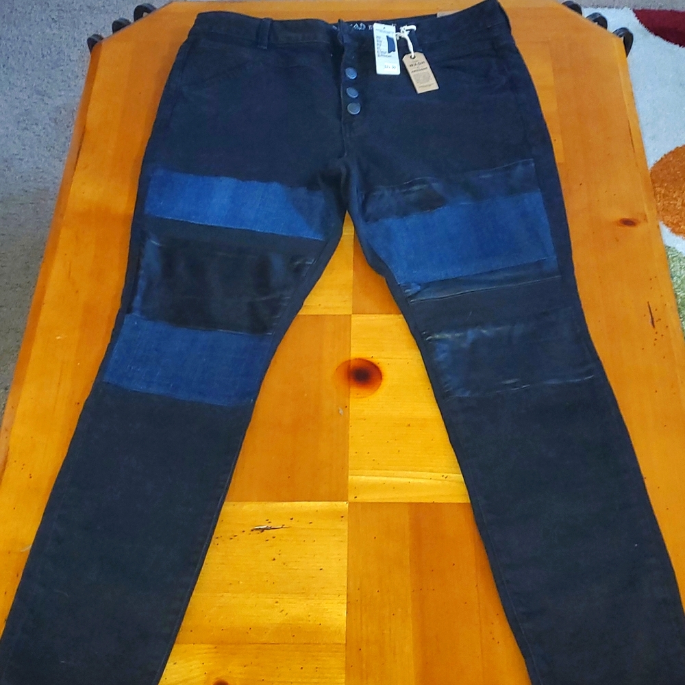 NWT American Eagle Outfitters Jeggins size 16